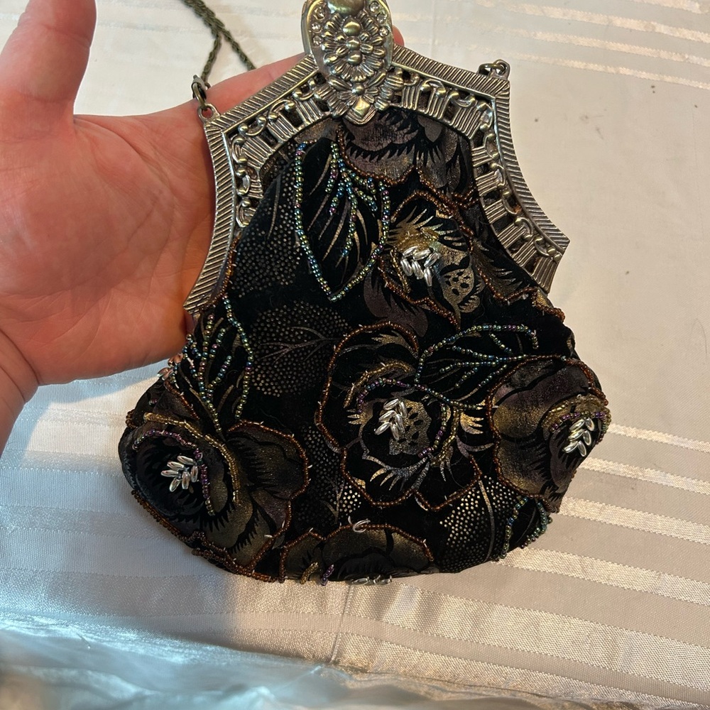 Elegant Black Floral Evening Bag